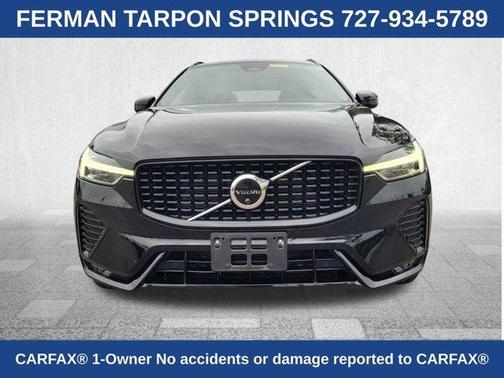 2023 Volvo XC60 B5 Plus Dark Theme