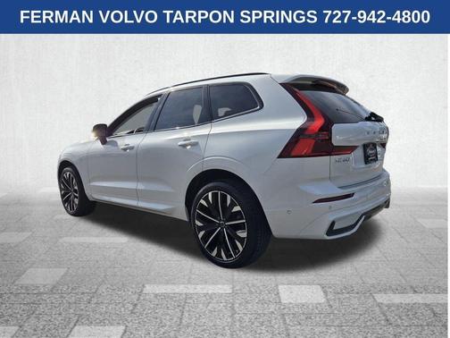 2026 Volvo XC60 B5 Ultra