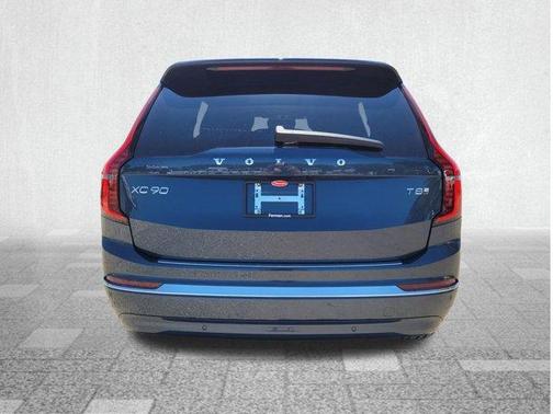 2025 Volvo XC90 Plug-In Hybrid T8 Plus 7-Seater