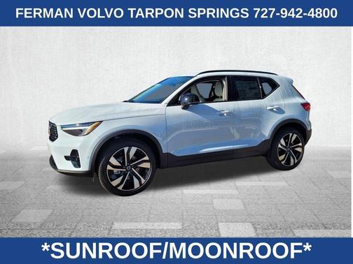 2026 Volvo XC40 B4 Plus