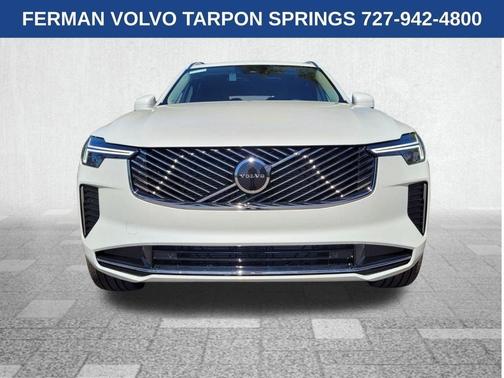 2025 Volvo XC90 B5 Core