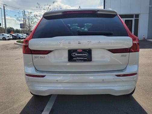 2023 Volvo XC60 B5 Core