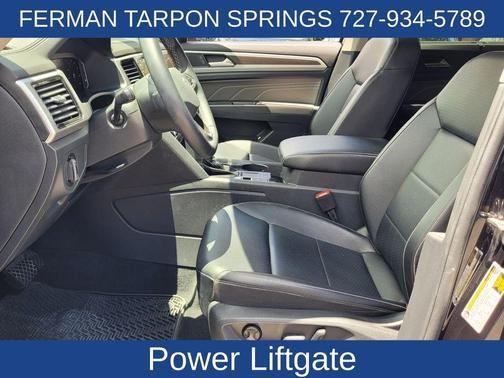 2022 Volkswagen Atlas 3.6L SE w/Technology
