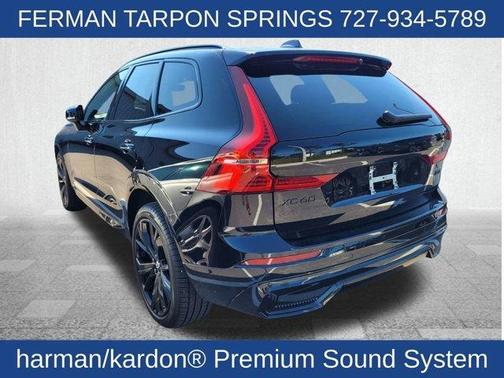 2025 Volvo XC60 B5 Ultra Black Edition