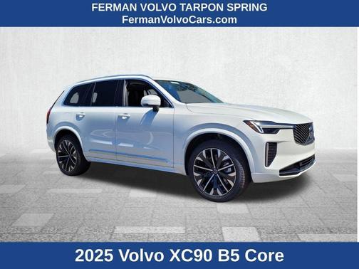 2025 Volvo XC90 B5 Core