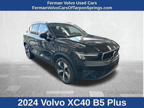 Black 2024 Volvo XC40 B5 Plus Bright Theme