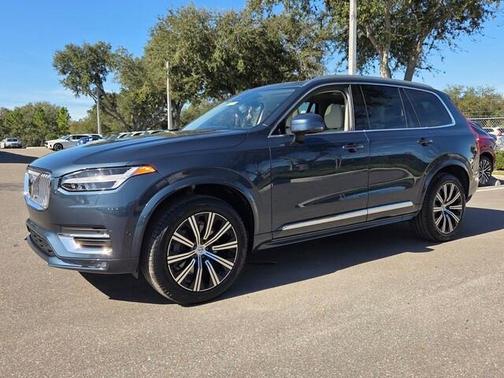 2024 Volvo XC90 B6 Plus Bright Theme 7-Seater