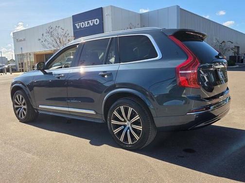 2024 Volvo XC90 B6 Plus Bright Theme 7-Seater