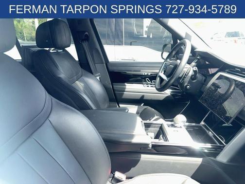 Fuji White 2024 Land Rover Range Rover P530 SE