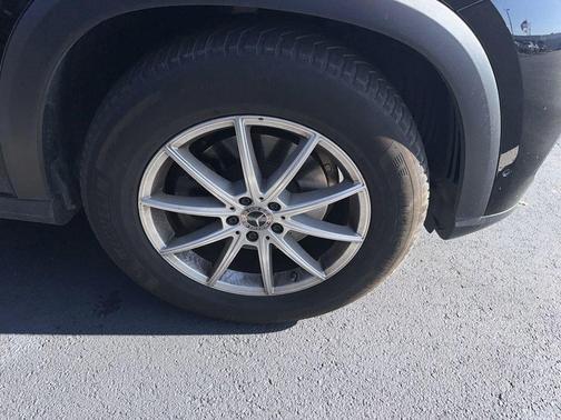 Black 2025 Mercedes-Benz GLE 350 Base 4MATIC