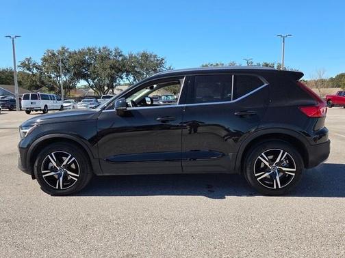 Black 2025 Volvo XC40 B5 Core Bright Theme