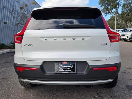 2021 Volvo XC40 T5 Inscription