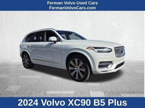 2024 Volvo XC90 B5 Plus Bright Theme