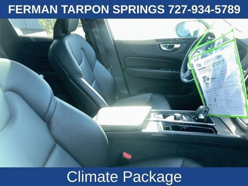 Gray 2023 Volvo XC60 B5 Core