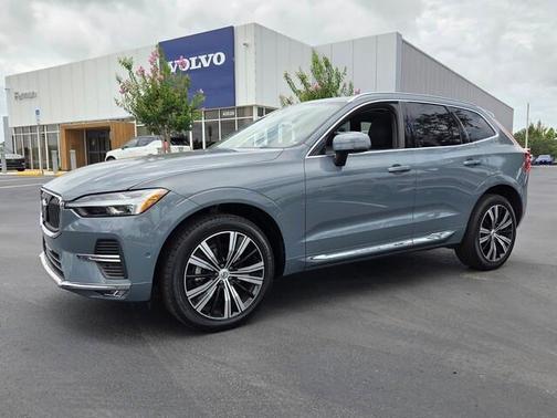 Gray 2023 Volvo XC60 B5 Plus Bright Theme