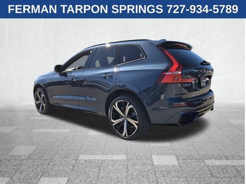 2025 Volvo XC60 Plug-In Hybrid T8 Ultra