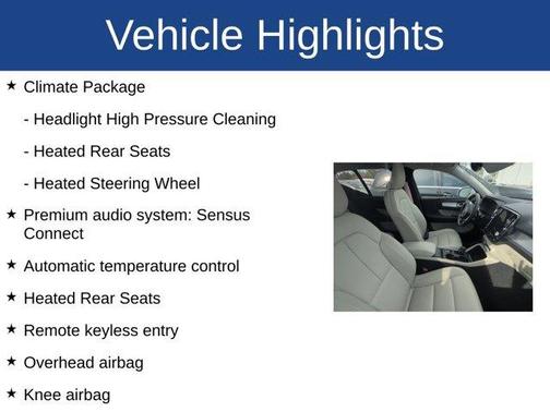 2022 Volvo XC40 T4 Momentum