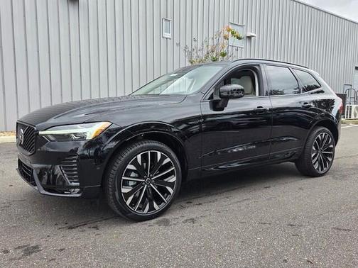 Black 2026 Volvo XC60 B5 Ultra