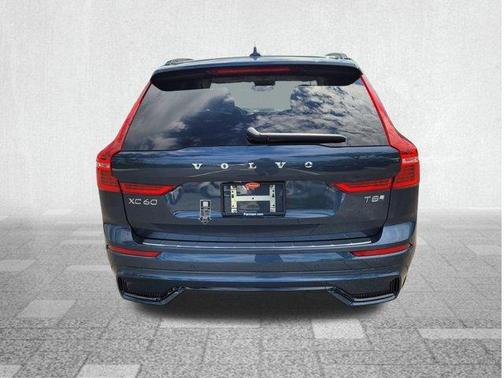2025 Volvo XC60 Plug-In Hybrid T8 Plus