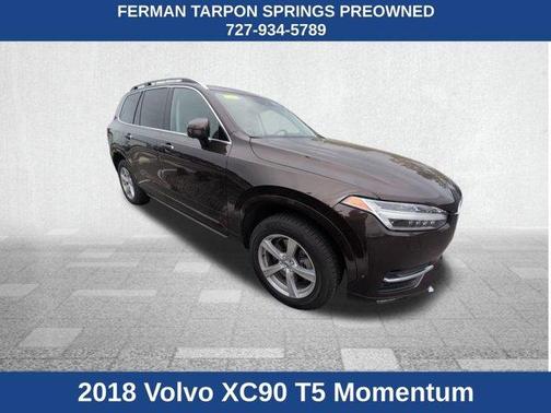 2018 Volvo XC90 T5 Momentum
