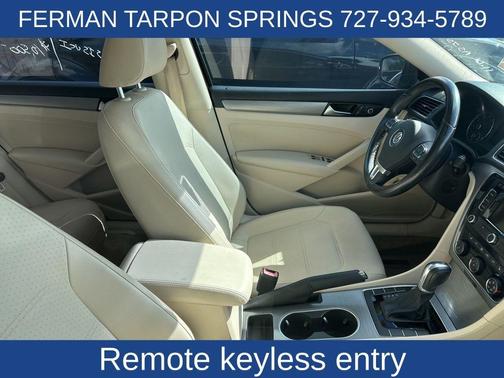 2014 Volkswagen Passat 1.8T SE