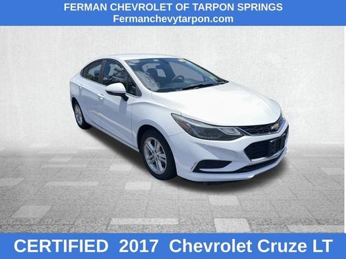 White 2017 Chevrolet Cruze LT