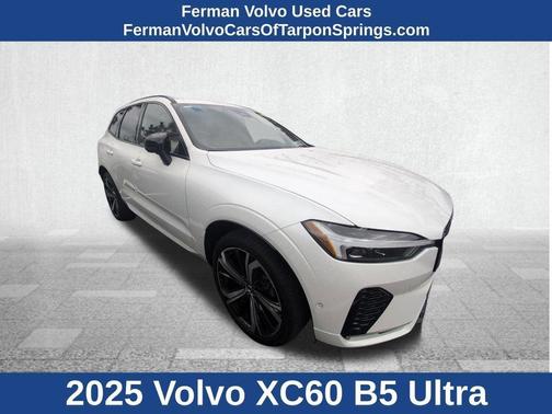 2025 Volvo XC60 B5 Ultra