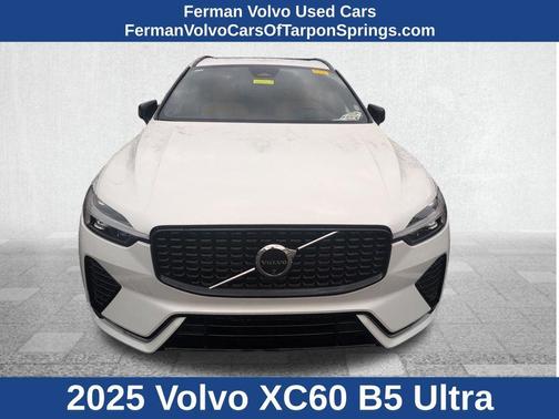2025 Volvo XC60 B5 Ultra