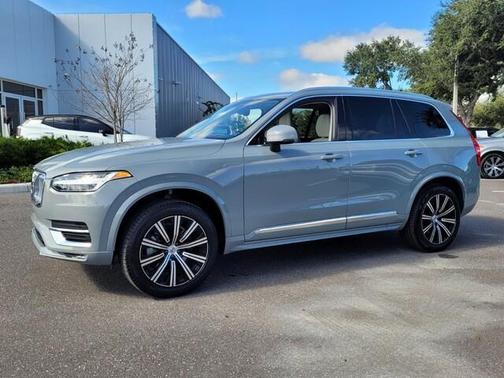 2024 Volvo XC90 B5 Core Bright Theme