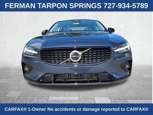 2024 Volvo S60 B5 Core Dark Theme