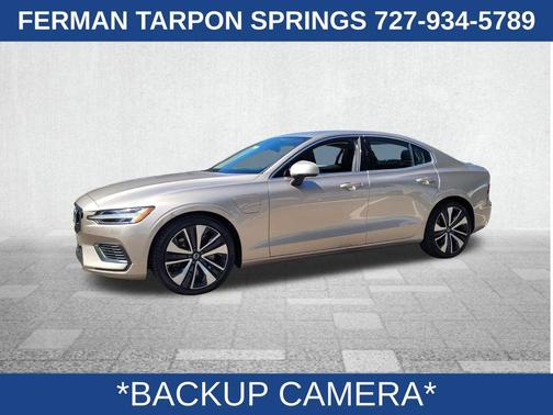 2023 Volvo S60 Recharge Plug-In Hybrid T8 Ultimate Bright Theme