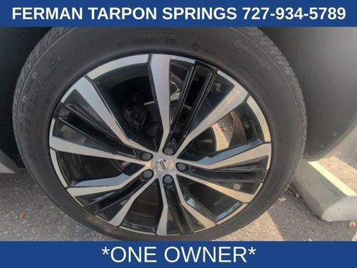 2023 Volvo XC60 B5 Plus Dark Theme