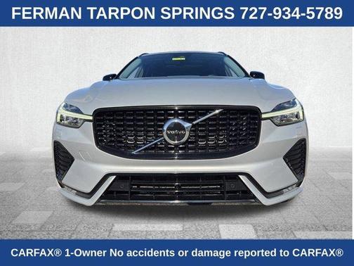 2023 Volvo XC60 B5 Plus Dark Theme