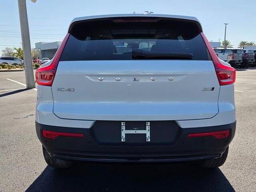 White 2026 Volvo XC40 B5 Ultra