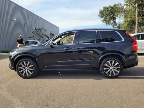 2023 Volvo XC90 B6 Core