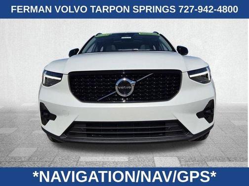 2026 Volvo XC40 B5 Plus