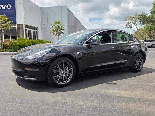 Black 2020 Tesla Model 3 Standard Range Plus