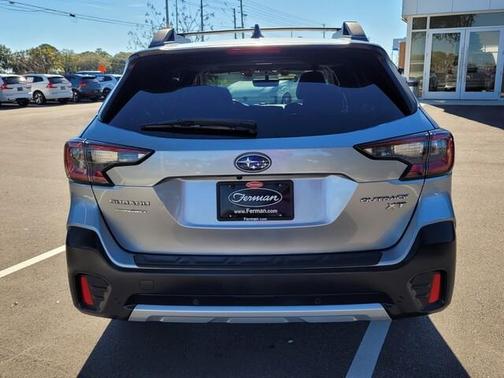 2022 Subaru Outback Limited XT