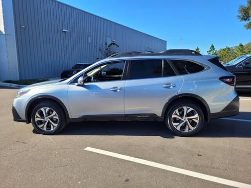 2022 Subaru Outback Limited XT