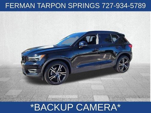 2019 Volvo XC40 T5 R-Design