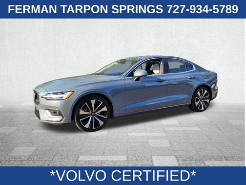 2023 Volvo S60 B5 Ultimate Bright Theme