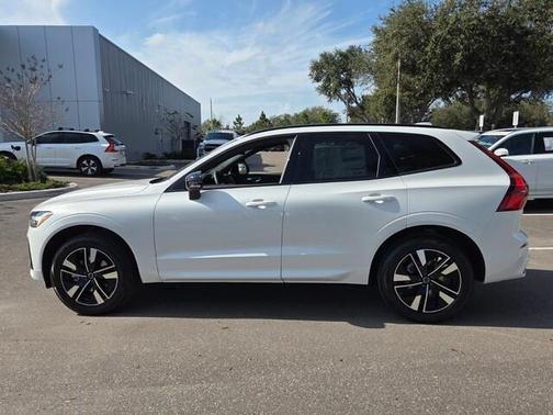 White 2026 Volvo XC60 B5 Core