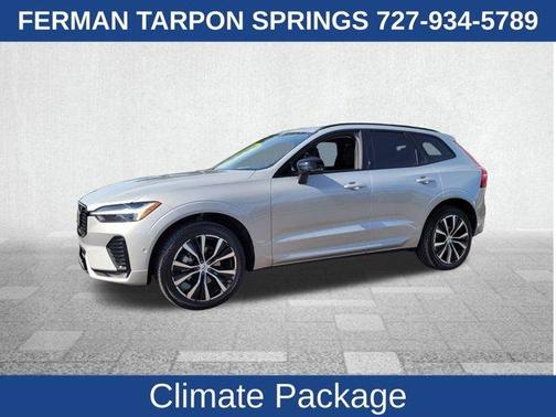 2023 Volvo XC60 B5 Plus Dark Theme