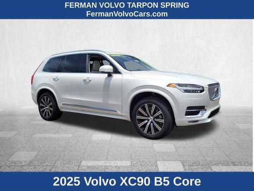 2025 Volvo XC90 B5 Core