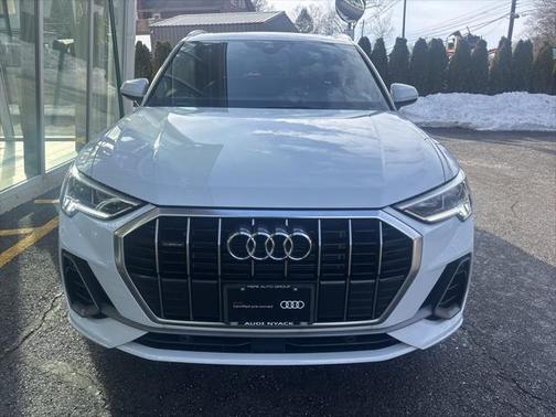 2023 Audi Q3 Premium 45 TFSI S line quattro Tiptronic
