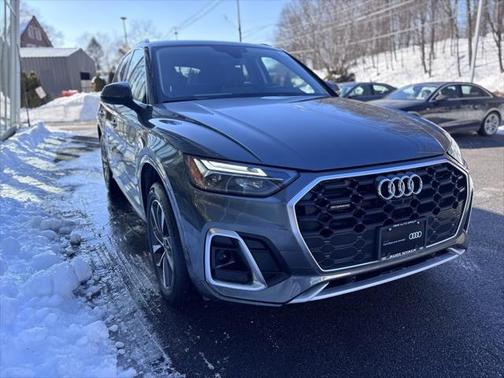 2023 Audi Q5 Premium Plus 45 TFSI S line quattro