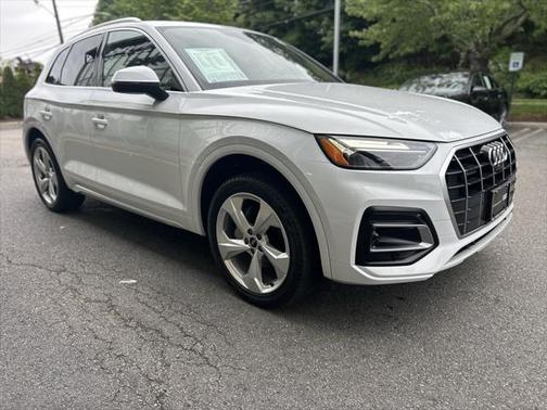 2021 Audi Q5 Premium Plus