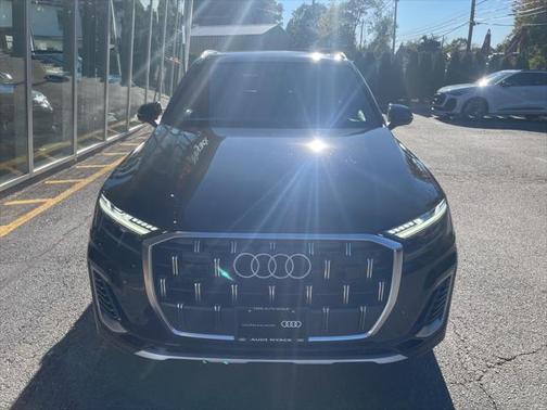 2025 Audi Q7 Prestige 55 TFSI quattro Tiptronic
