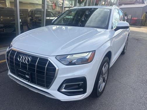 2023 Audi Q5 Premium 40 TFSI quattro S tronic