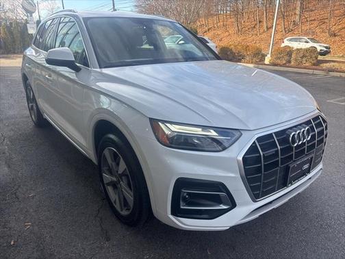 2023 Audi Q5 Premium 40 TFSI quattro S tronic